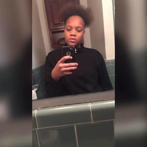 Meet your Posher, Dejha